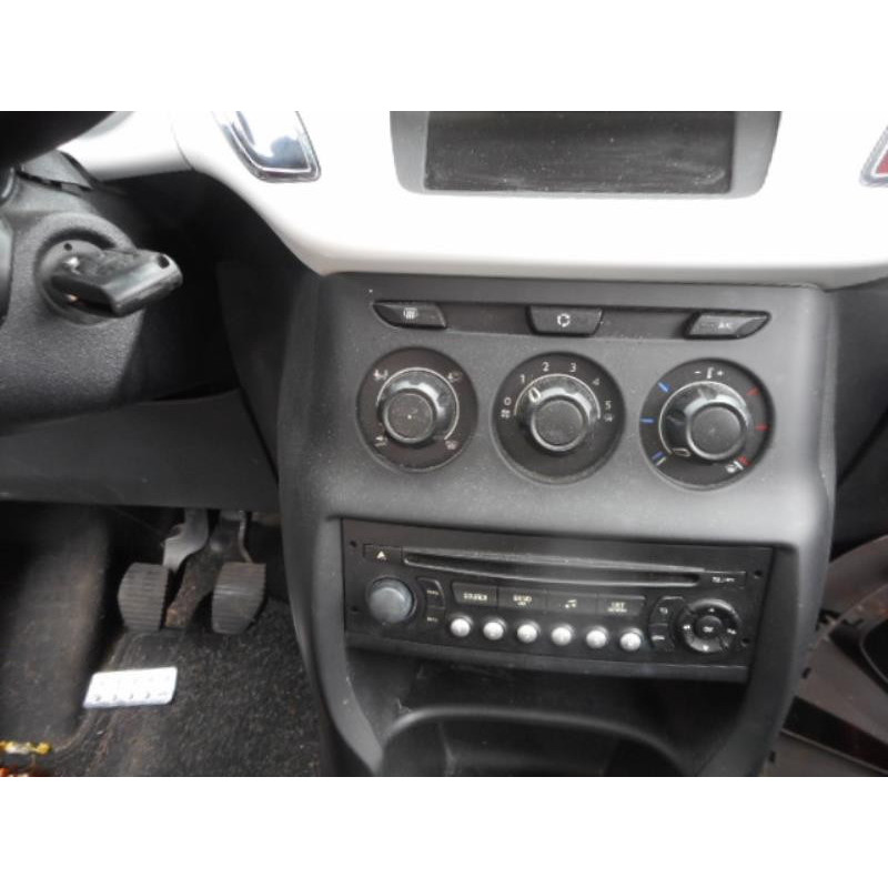 Serrure avant droit CITROEN C3 2 Photo n°9