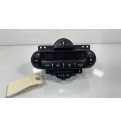 Commande chauffage KIA CARENS 2 Photo n°1