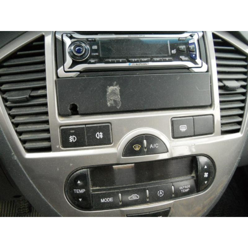 Commande chauffage KIA CARENS 2 Photo n°9