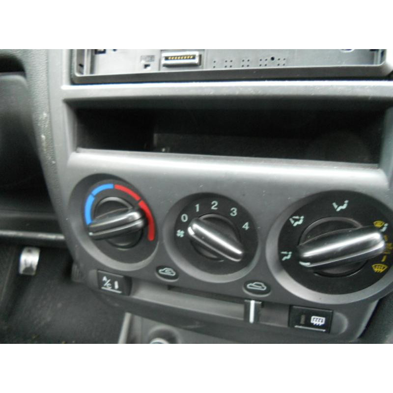 Serrure avant droit HYUNDAI GETZ Photo n°9