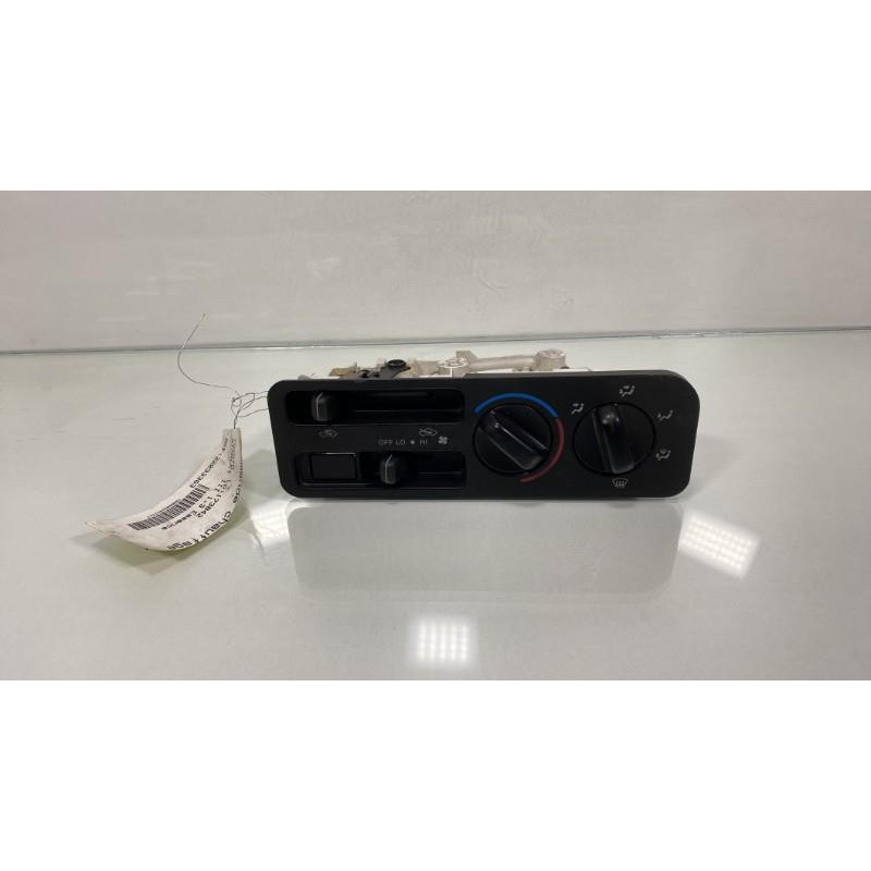 Commande chauffage TOYOTA STARLET 3 Photo n°1