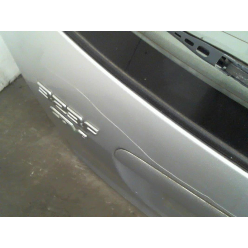 Malle/Hayon arriere MAZDA 323 6 Photo n°3