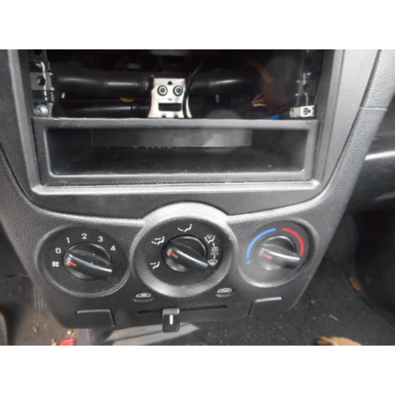 Bouton de warning KIA PICANTO 1 Photo n°10
