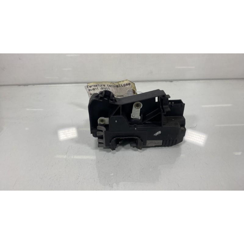 Serrure avant droit RENAULT TRAFIC 2 Photo n°1