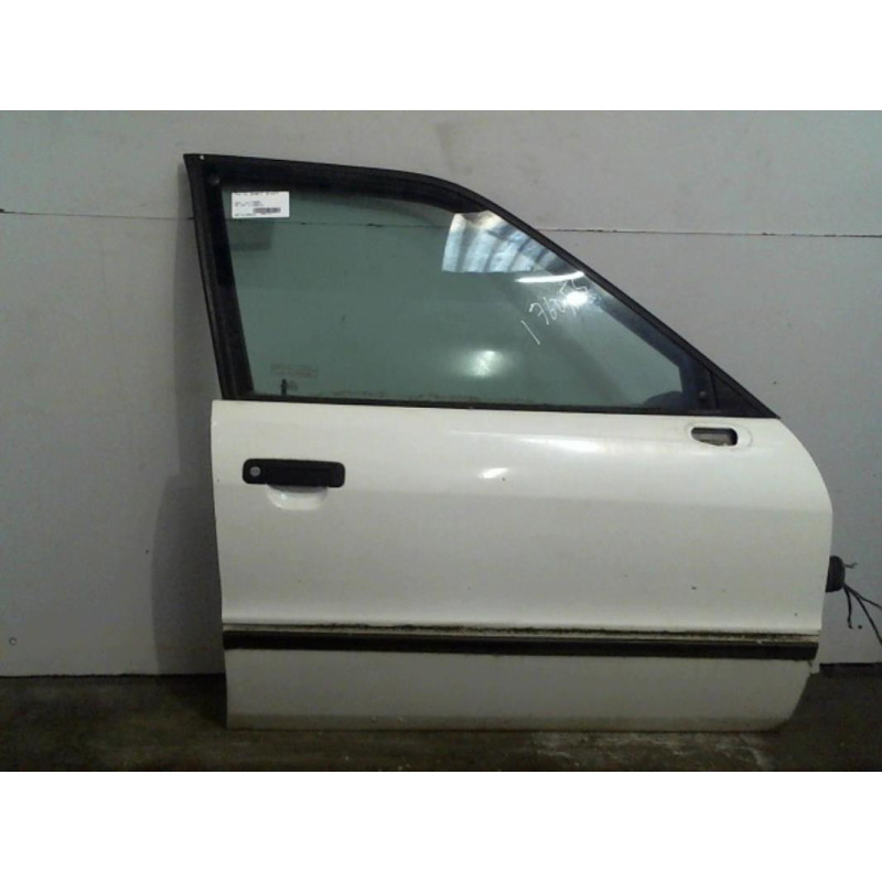 Porte avant droit AUDI 80 3 Photo n°1