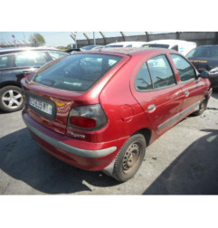 Optique avant secondaire gauche (feux)(clignotant) RENAULT MEGANE 1
