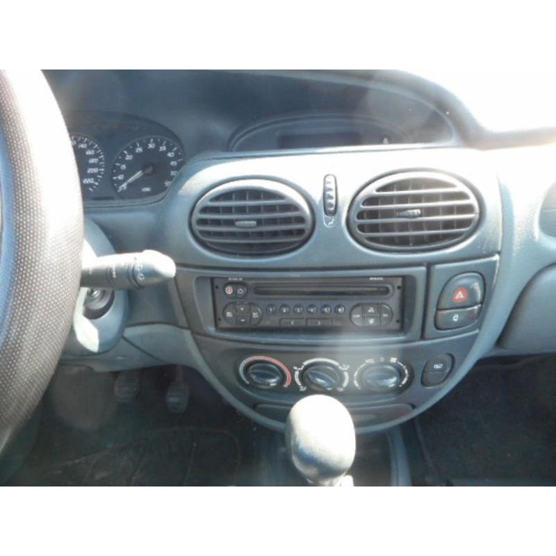 Optique avant secondaire gauche (feux)(clignotant) RENAULT MEGANE 1 Photo n°8