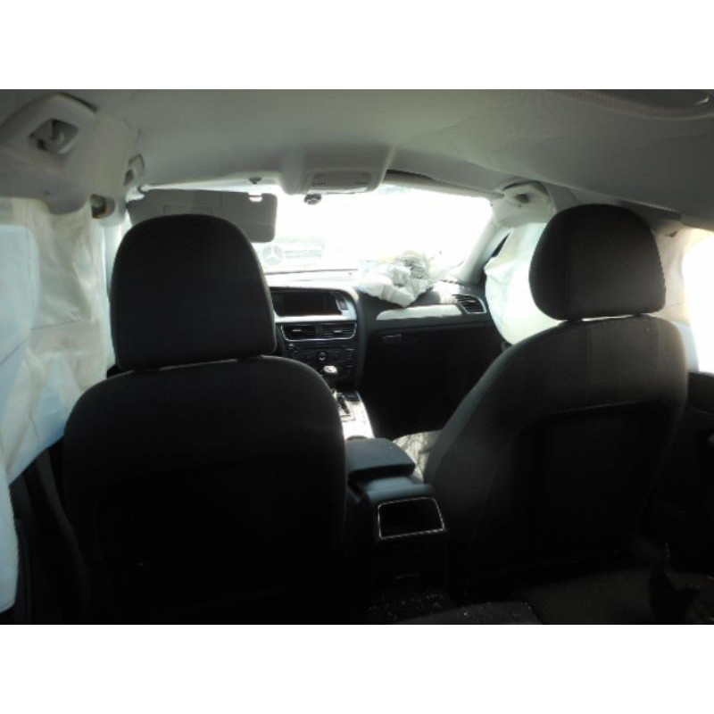 Poignee porte avant droit AUDI A4 3 Photo n°8