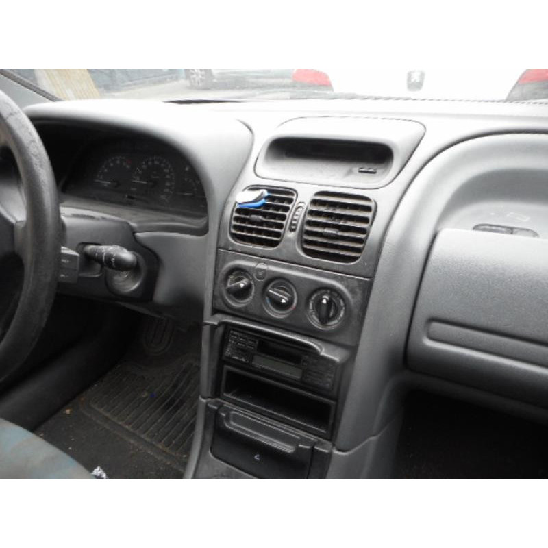 Optique avant secondaire gauche (feux)(clignotant) RENAULT LAGUNA 1 Photo n°8