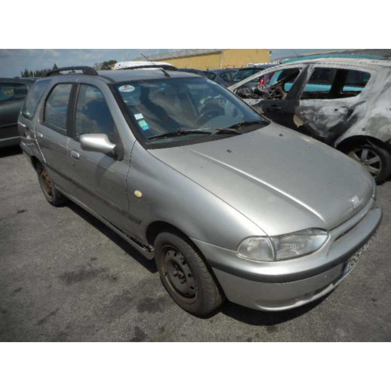 Pare choc avant FIAT STRADA Photo n°3