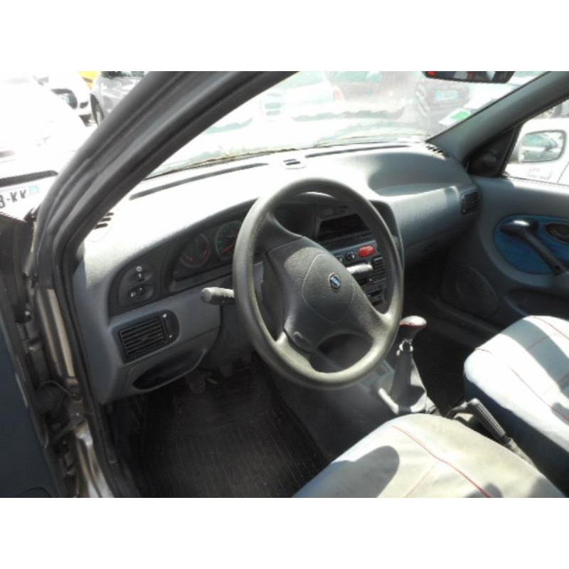 Pare choc avant FIAT STRADA Photo n°6