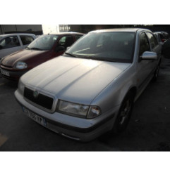 Feu arriere principal droit (feux) SKODA OCTAVIA 1