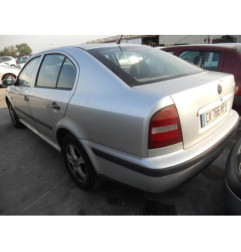 Feu arriere principal droit (feux) SKODA OCTAVIA 1