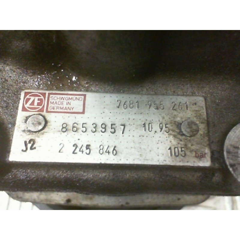 Pompe de direction OPEL OMEGA B Photo n°1