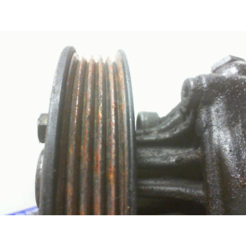 Pompe de direction OPEL OMEGA B Photo n°2