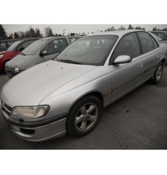 Pompe de direction OPEL OMEGA B