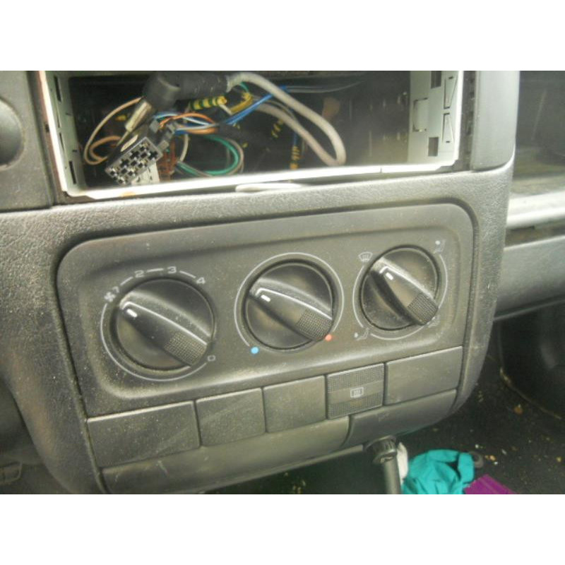 Pompe de direction VOLKSWAGEN GOLF 3 Photo n°9