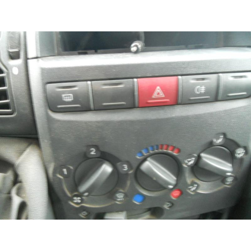 Porte avant droit CITROEN JUMPER 2 Photo n°9