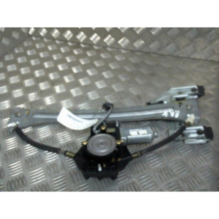 Leve vitre electrique arriere gauche CHRYSLER PT CRUISER Photo n°1