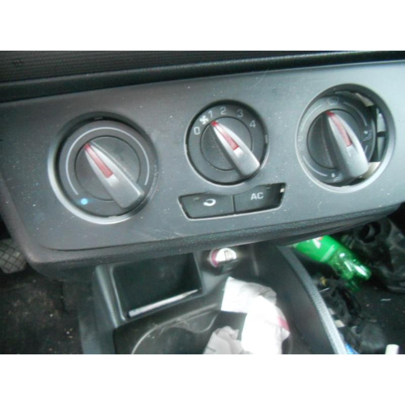 Autoradio d'origine SEAT IBIZA 4 Photo n°11