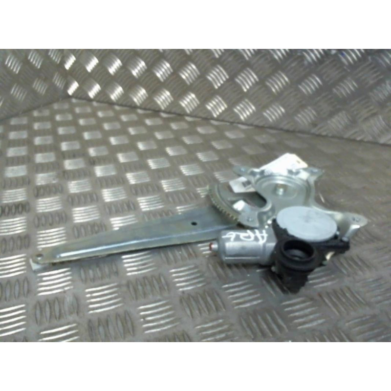 Leve vitre electrique arriere gauche TOYOTA RAV4 3 Photo n°1