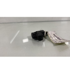 Interrupteur de leve vitre avant droit NISSAN JUKE 1