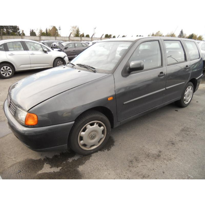 Pare choc arriere VOLKSWAGEN POLO 3 Photo n°2