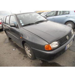 Pare choc arriere VOLKSWAGEN POLO 3