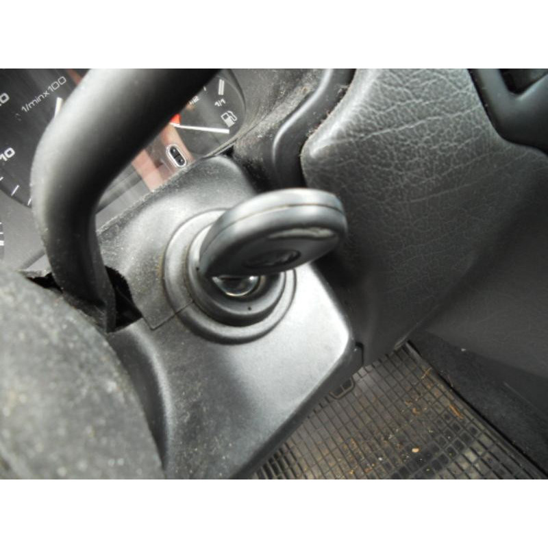 Pare choc arriere VOLKSWAGEN POLO 3 Photo n°8