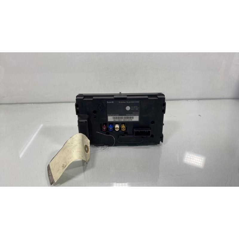 Ecran GPS RENAULT CLIO 3 Photo n°2