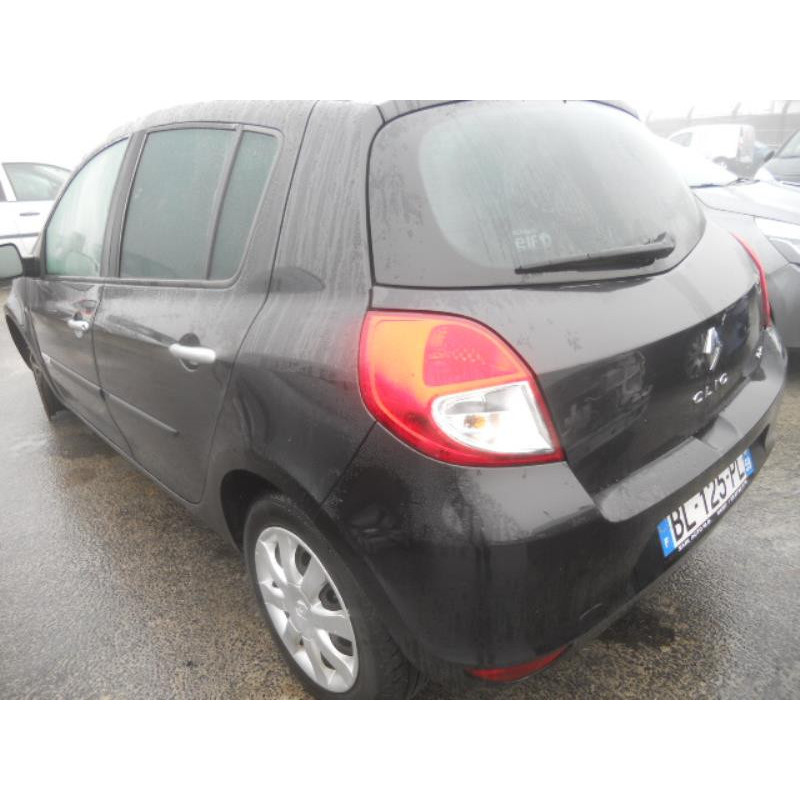 Ecran GPS RENAULT CLIO 3 Photo n°8