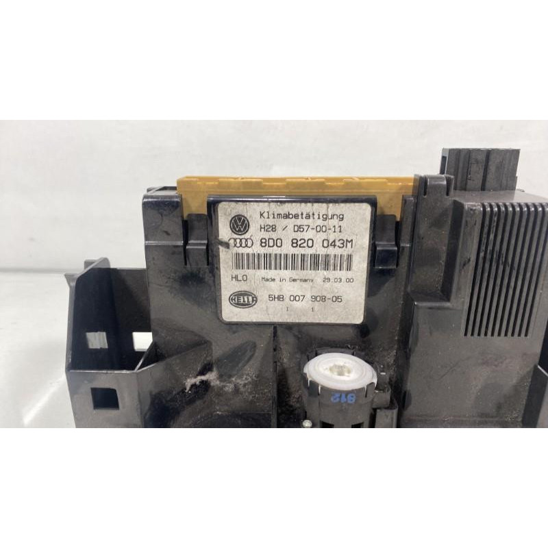 Commande chauffage AUDI A4 1 Photo n°2