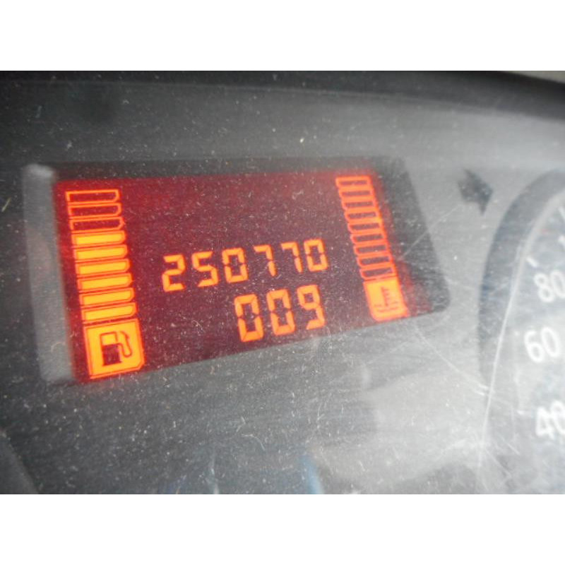 Capot RENAULT TRAFIC 2 Photo n°9