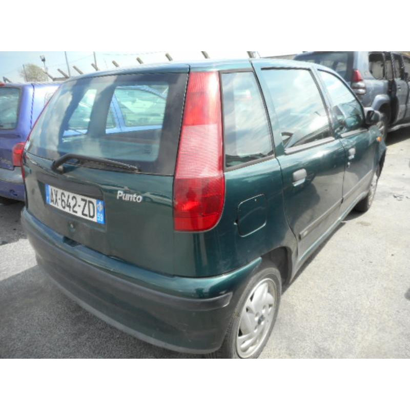 Optique avant secondaire gauche (feux)(clignotant) FIAT PUNTO 1 Photo n°6