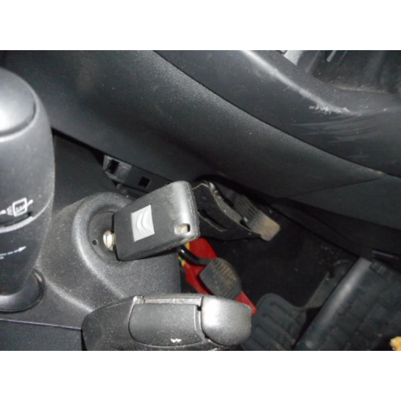 Serrure avant droit CITROEN C3 2 Photo n°10