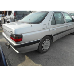 Fermeture de capot PEUGEOT 605