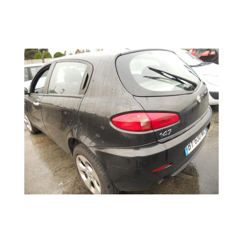 Malle/Hayon arriere ALFA ROMEO 147 Photo n°5