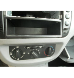Poignee interieur avant gauche CITROEN C3 1