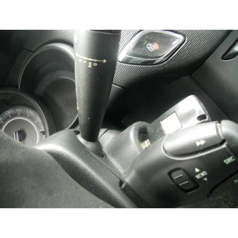 Bloc ABS (freins anti-blocage) CITROEN C3 2 Photo n°10