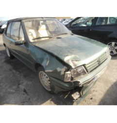 Retroviseur droit PEUGEOT 205