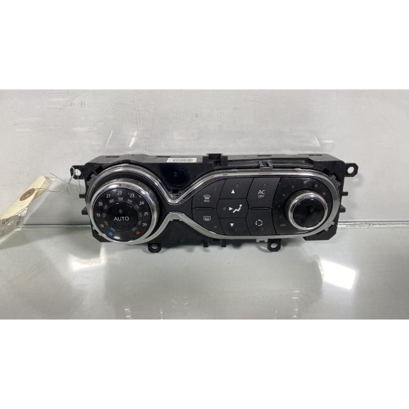 Commande chauffage RENAULT CLIO 4 Photo n°1