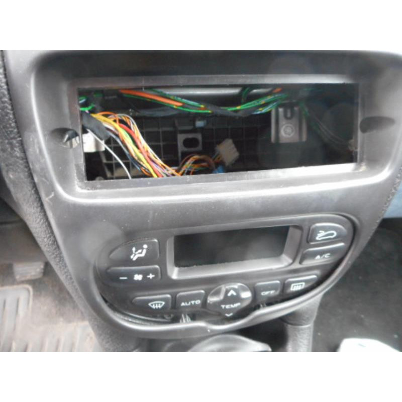 Bloc ABS (freins anti-blocage) PEUGEOT 206 Photo n°6
