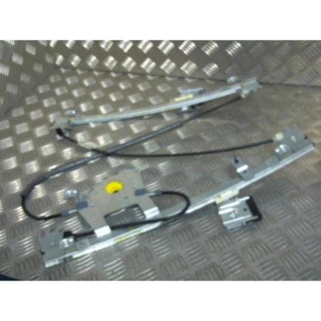 Leve vitre electrique avant gauche FORD FOCUS 1 Photo n°1