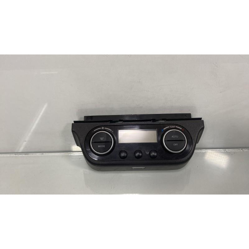Commande chauffage SUZUKI SWIFT 3 Photo n°1