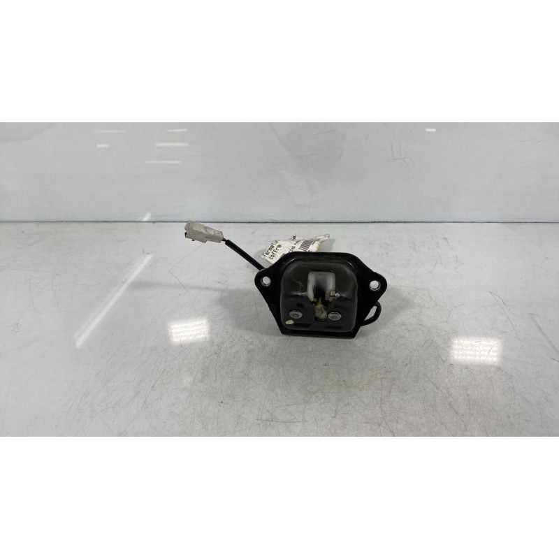 Serrure de coffre NISSAN ALMERA TINO Photo n°3