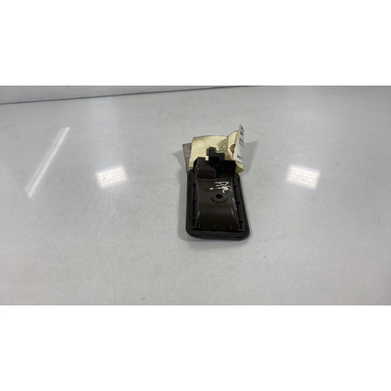 Poignee interieur arriere droit RENAULT CLIO 1 Photo n°3