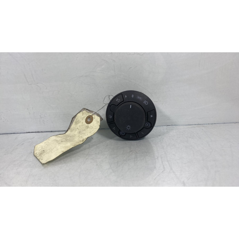Commande de phare OPEL CORSA D Photo n°1