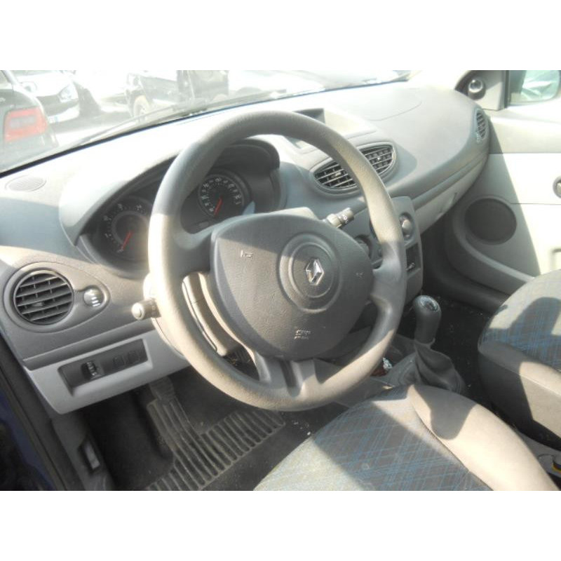 Bloc ABS (freins anti-blocage) RENAULT CLIO 3 Photo n°8