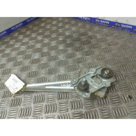 Leve vitre electrique arriere gauche SUZUKI SWIFT 3 Photo n°1