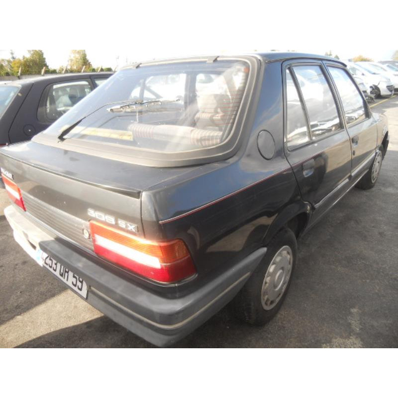 Porte avant droit PEUGEOT 309 Photo n°5
